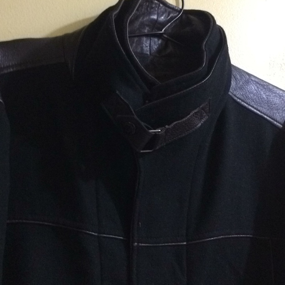 🤹‍♀️🎉🌹lone pine coat 🌹💝🤹‍♀️ - Picture 3 of 8